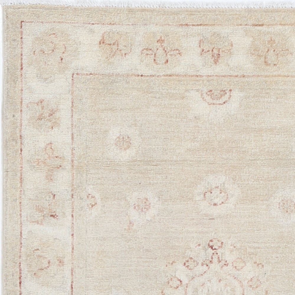 Traditional Beige Oushak Wool Rug | Hand Knotted Accent Rug for Home Decor Traditional Beige Oushak Wool Rug | Hand Knotted Accent Rug for Home Decor