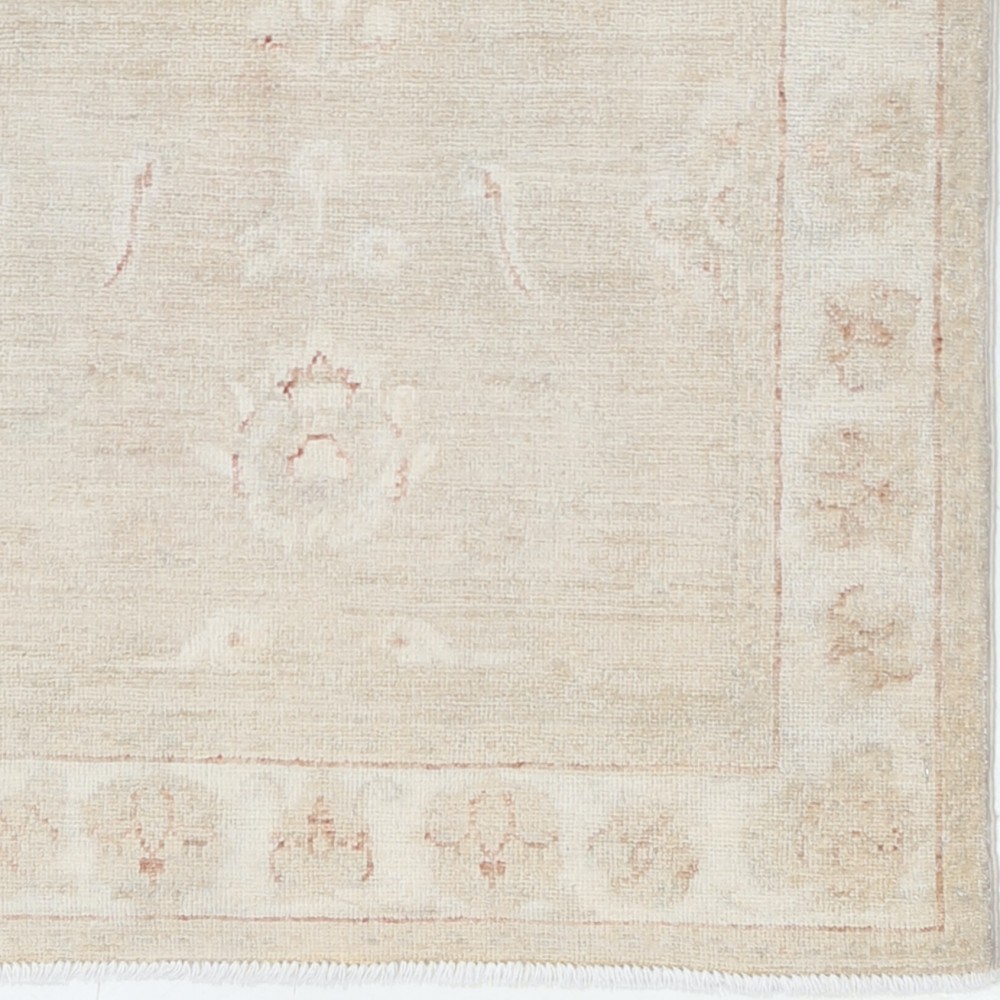 Traditional Beige Oushak Wool Rug | Hand Knotted Accent Rug for Home Decor Traditional Beige Oushak Wool Rug | Hand Knotted Accent Rug for Home Decor