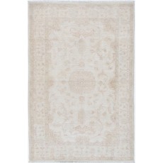 Hand Knotted Ivory, Blush Wool Area Rug | Medallion Design Accent Rug