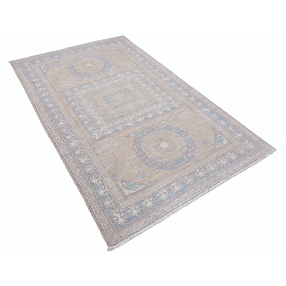 Hand Knotted Soft-Toned Wool Area Rug for Living Room, Bedroom and Dining Room Hand Knotted Soft-Toned Wool Area Rug for Living Room, Bedroom and Dining Room