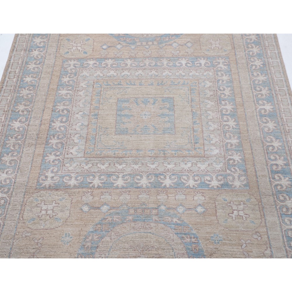 Hand Knotted Soft-Toned Wool Area Rug for Living Room, Bedroom and Dining Room Hand Knotted Soft-Toned Wool Area Rug for Living Room, Bedroom and Dining Room