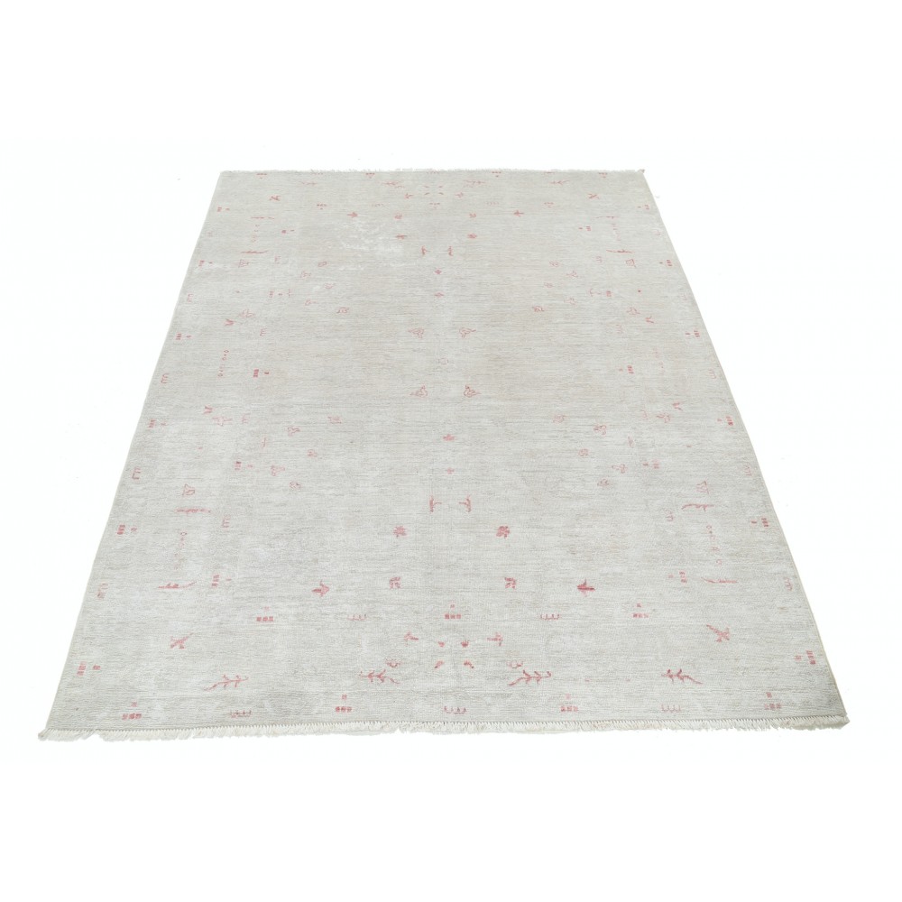 Traditional Beige Turkish Small Rug | New Hand Knotted Accent Rug | 100% Wool Traditional Beige Turkish Small Rug | New Hand Knotted Accent Rug | 100% Wool
