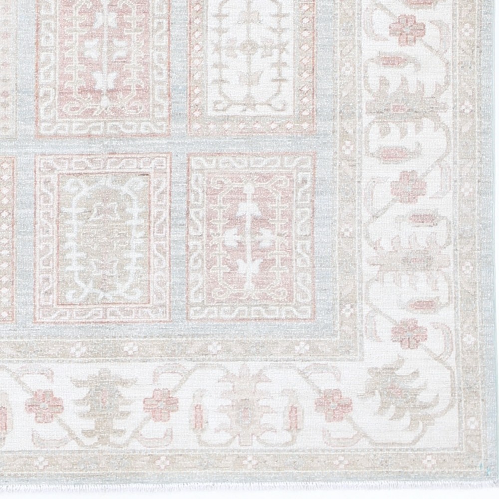 Hand Knotted Wool Area Rug in Soft Tones for Living Room Hand Knotted Wool Area Rug in Soft Tones for Living Room