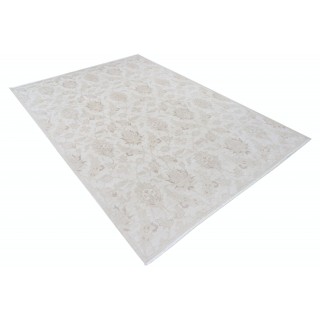 Hand Knotted Area Rug for Home Decor | 100% Wool | Traditional Beige Carpet