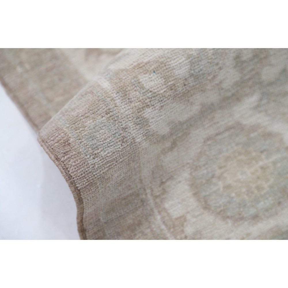 Hand Knotted Wool Area Rug for Living Room | Decorative Carpet for Bedroom and Dining Room Decor Hand Knotted Wool Area Rug for Living Room | Decorative Carpet for Bedroom and Dining Room Decor
