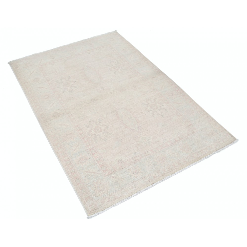 Traditional Handknotted Floral Wool Area Rug in Beige, 100% Wool