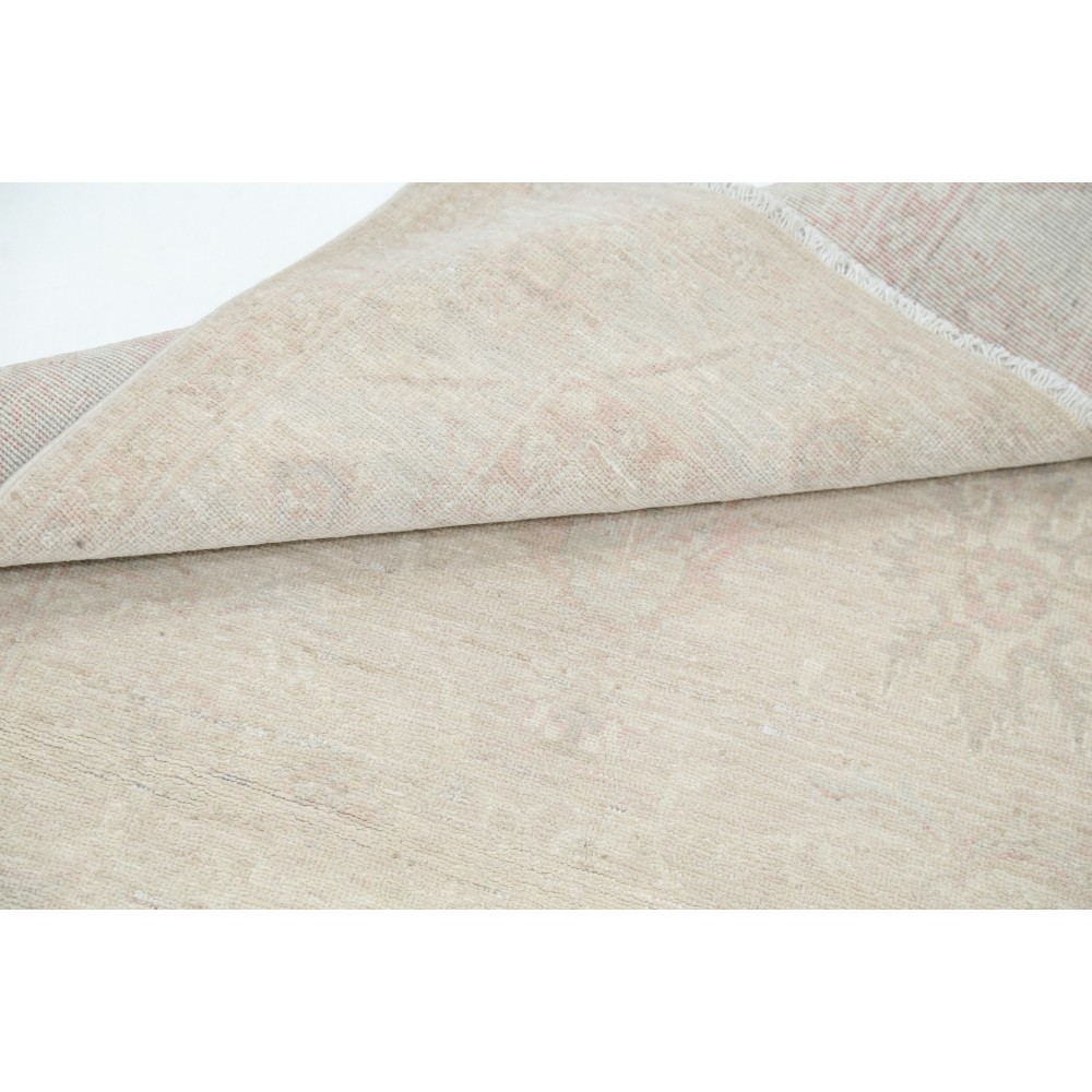 Traditional Handknotted Floral Wool Area Rug in Beige, 100% Wool