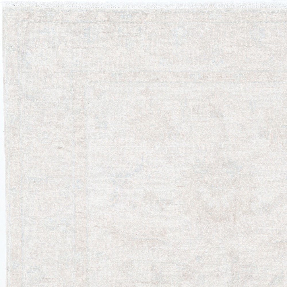 Traditional Turkish Accent Rug | Handmade Beige Small Rug | 100% Wool Traditional Turkish Accent Rug | Handmade Beige Small Rug | 100% Wool
