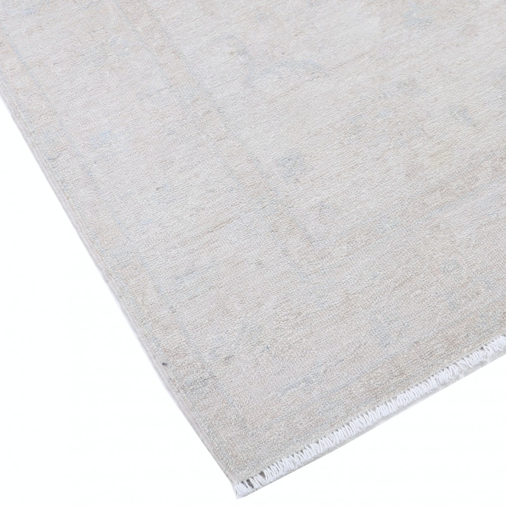 Traditional Turkish Accent Rug | Handmade Beige Small Rug | 100% Wool Traditional Turkish Accent Rug | Handmade Beige Small Rug | 100% Wool