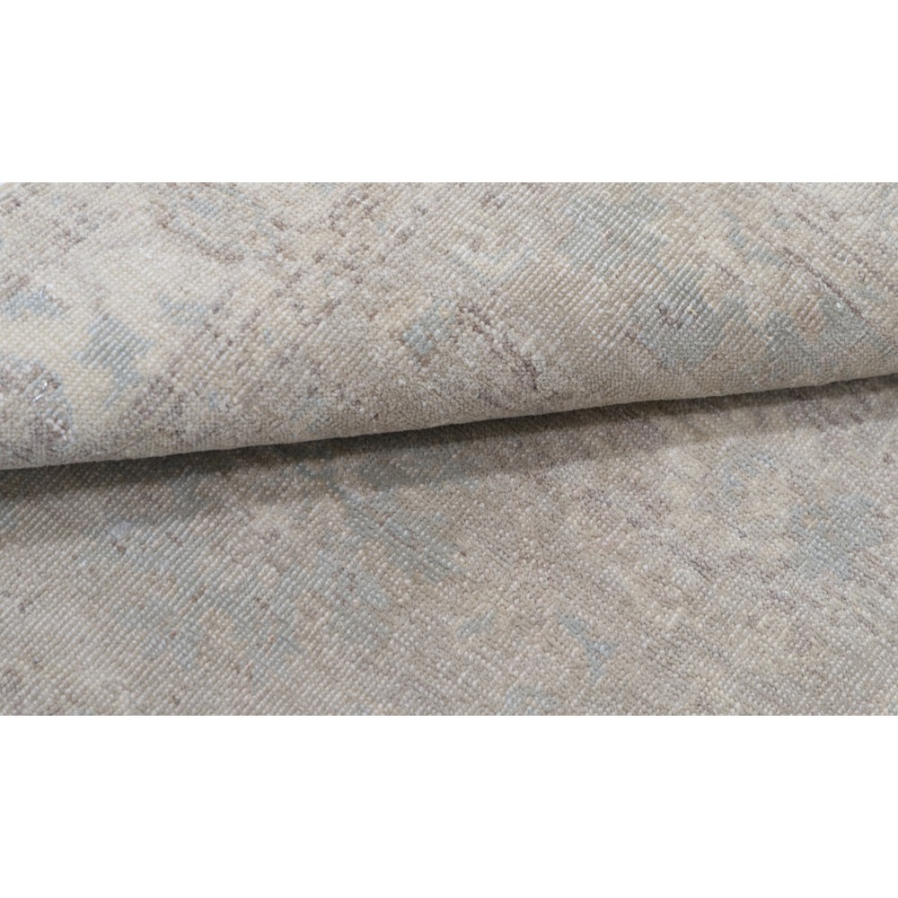 Traditional Handknotted Turkish Small Rug | Beige Accent Rug | New Condition | 100% Wool Traditional Handknotted Turkish Small Rug | Beige Accent Rug | New Condition | 100% Wool