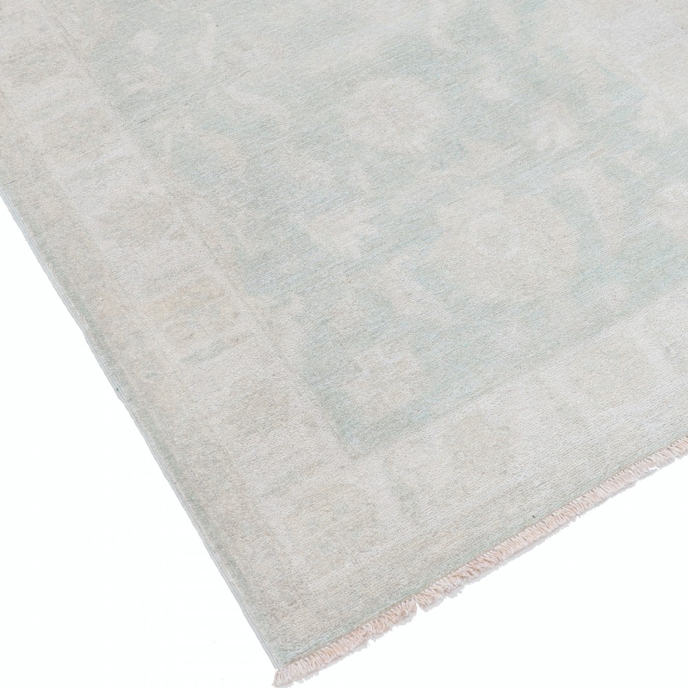 Traditional Hand Knotted Accent Rug | Floral Wool Area Rug in Soft Tones Traditional Hand Knotted Accent Rug | Floral Wool Area Rug in Soft Tones