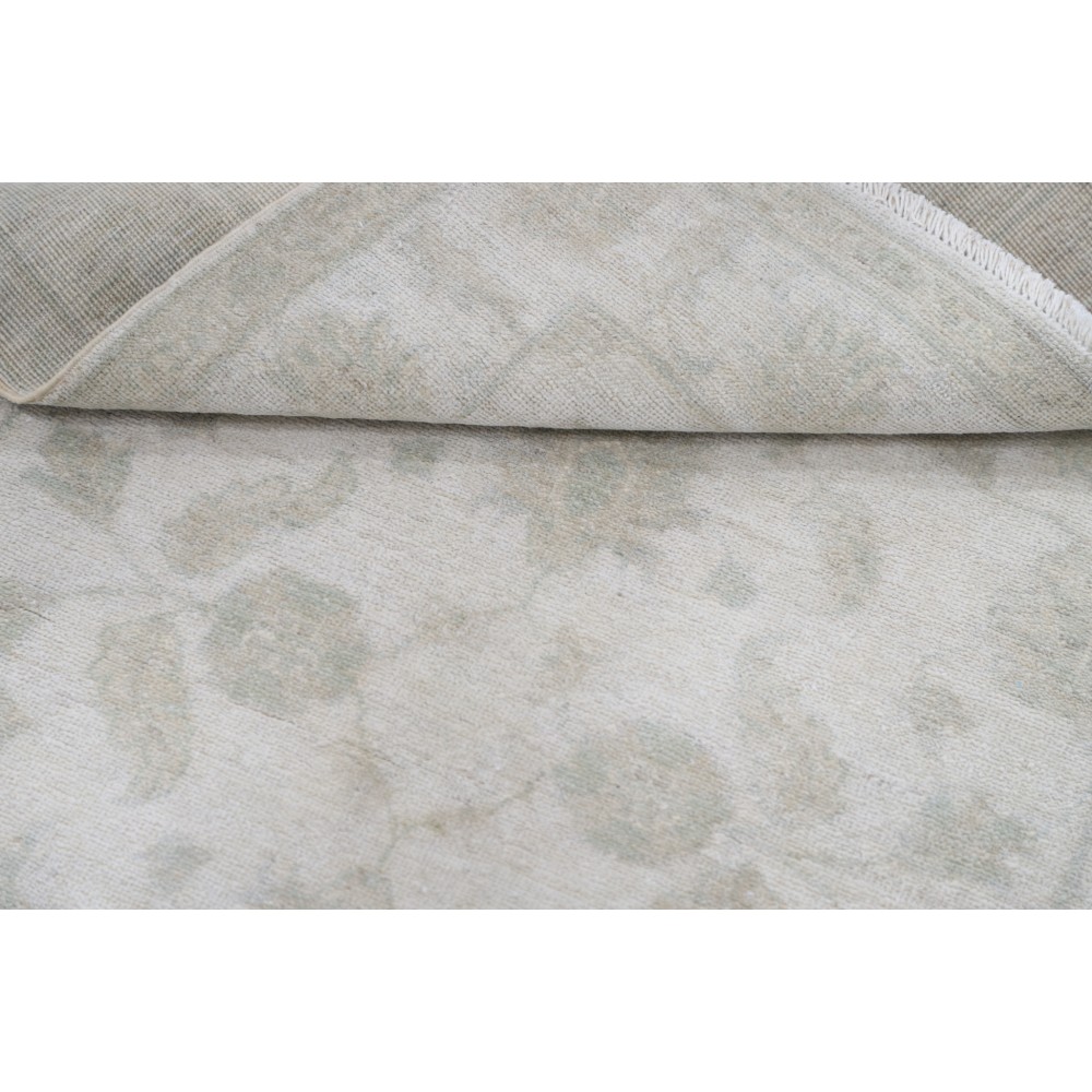 Traditional Handknotted Accent Rug for Entryway | Beige Bedside Rug | 100% Wool Traditional Handknotted Accent Rug for Entryway | Beige Bedside Rug | 100% Wool