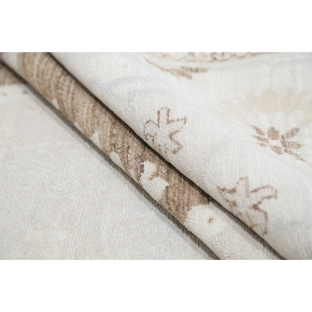 Beige Area Rug for Spacious Living Room | 100% Wool Traditional Hand Knotted Carpet Beige Area Rug for Spacious Living Room | 100% Wool Traditional Hand Knotted Carpet