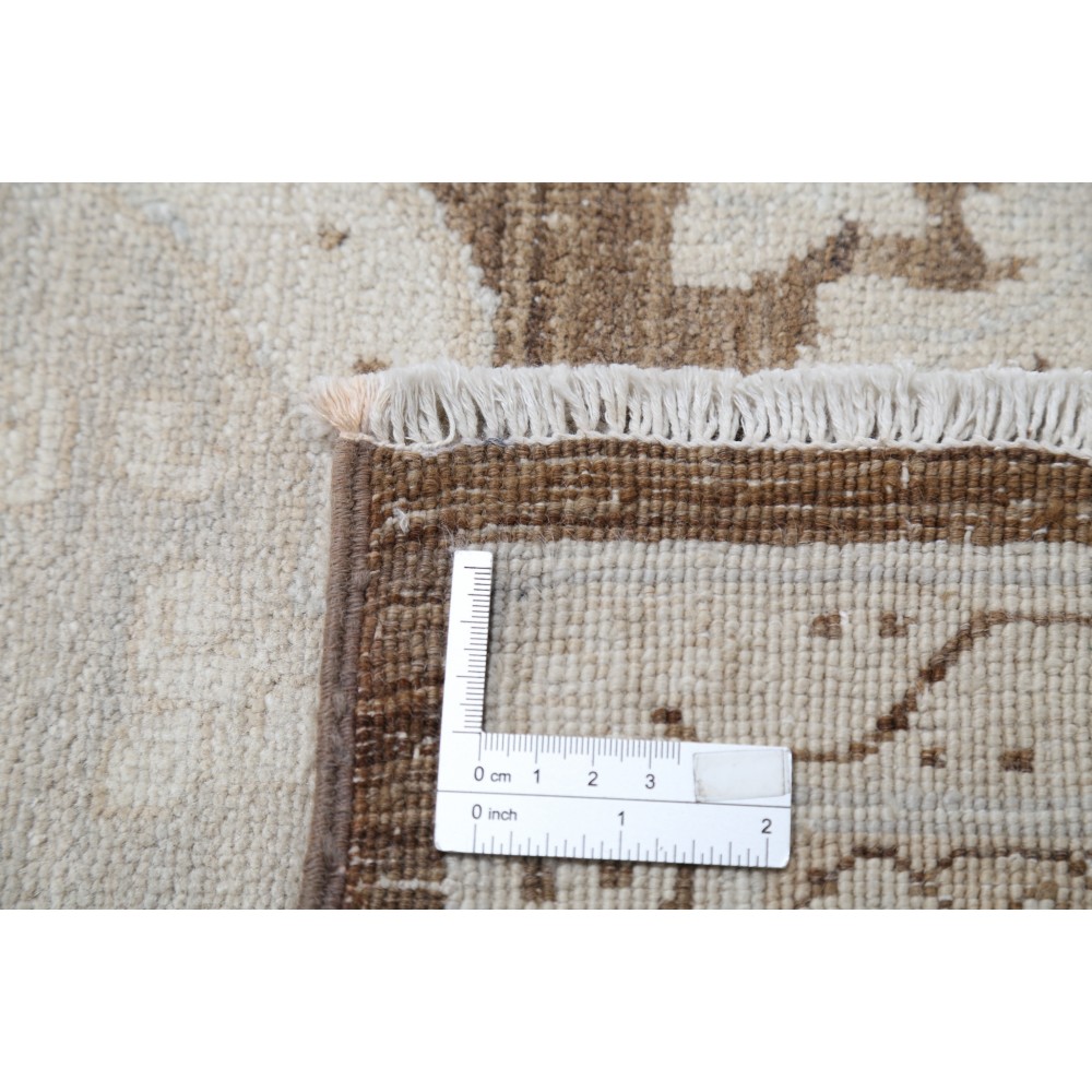 Beige Area Rug for Spacious Living Room | 100% Wool Traditional Hand Knotted Carpet Beige Area Rug for Spacious Living Room | 100% Wool Traditional Hand Knotted Carpet
