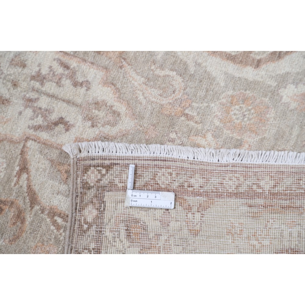 Traditional Hand Knotted Accent Rug | Floral Wool Area Rug in Soft Tones Traditional Hand Knotted Accent Rug | Floral Wool Area Rug in Soft Tones