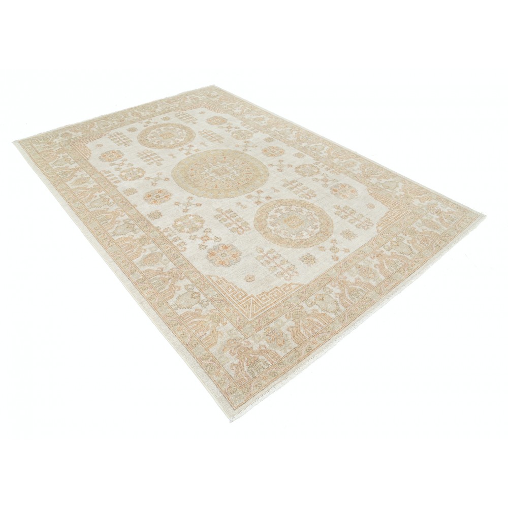 Traditional Hand Knotted Beige Area Rug | Geometric Medallion Design Carpet Traditional Hand Knotted Beige Area Rug | Geometric Medallion Design Carpet