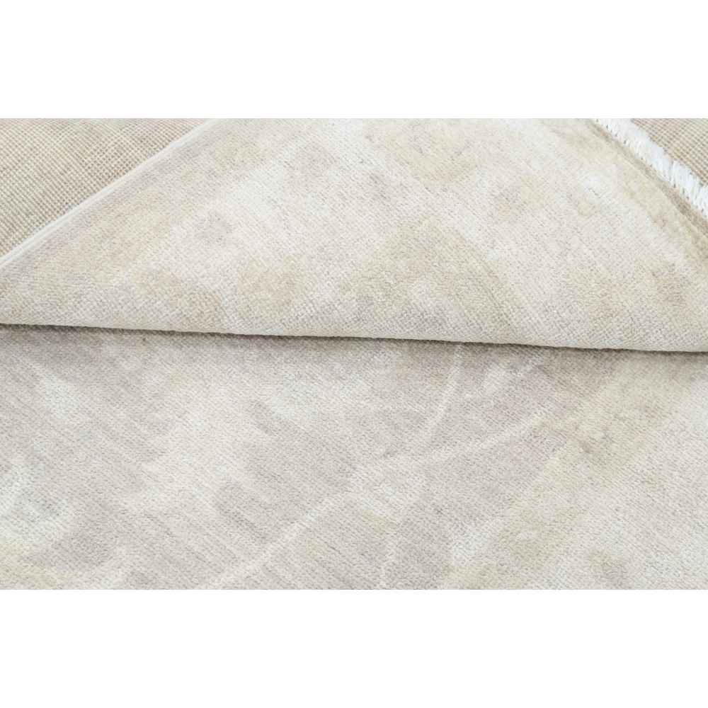 Traditional Hand Knotted Accent Rug | Beige Area Rug for Bedroom, Kitchen and Entryway Decor | 100% Wool