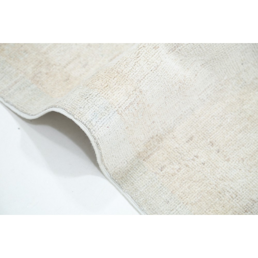 Traditional Hand Knotted Turkish Area Rug for Living Room | 100% Wool Carpet for Large Spaces