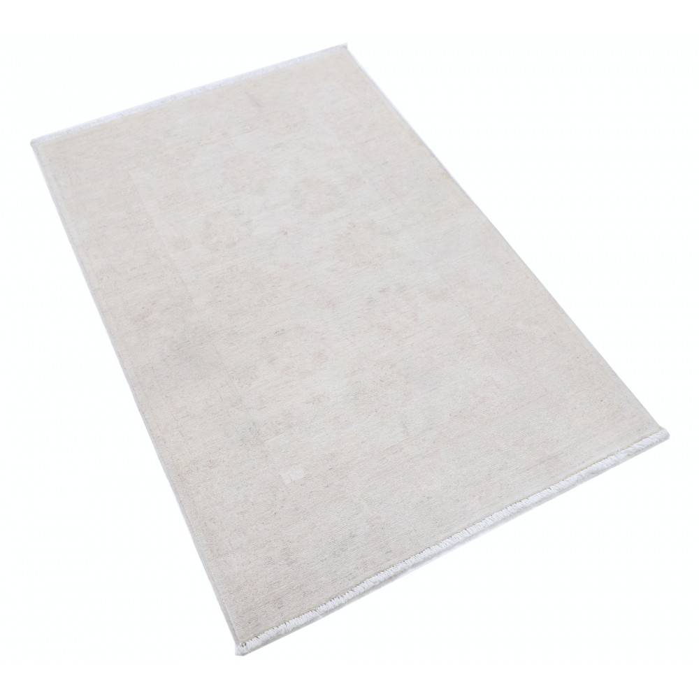 Traditional Hand Knotted Accent Rug | Beige Turkish Rug | All Wool Traditional Hand Knotted Accent Rug | Beige Turkish Rug | All Wool