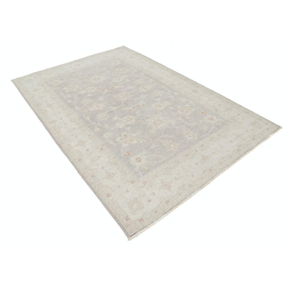 100% Wool Hand Knotted Floral Area Rug for Living Room, Dining Room and Bedroom Decor 100% Wool Hand Knotted Floral Area Rug for Living Room, Dining Room and Bedroom Decor