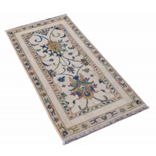 Ivory Turkish Accent Rug for Living Room, Bedroom & Entryway. Woolen Floor Covering Ivory Turkish Accent Rug for Living Room, Bedroom & Entryway. Woolen Floor Covering