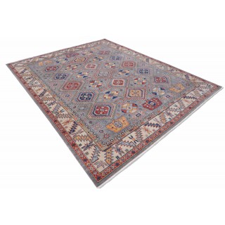 Gray & Ivory Turkish Area Rug for Living Room. Traditional 100% Wool Carpet with Tribal Patterns Gray & Ivory Turkish Area Rug for Living Room. Traditional 100% Wool Carpet with Tribal Patterns