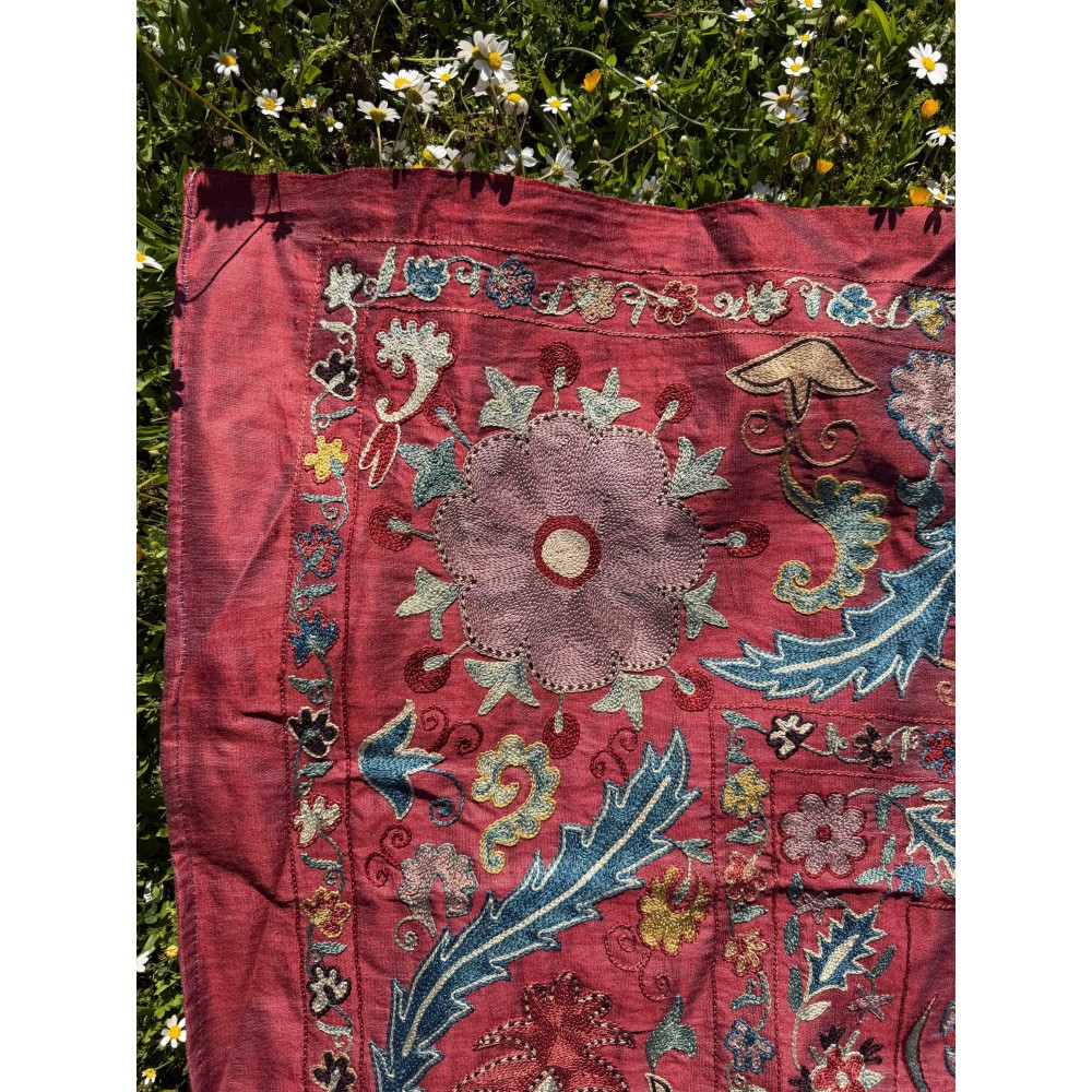 Silk Embroidery Bedspread, Traditional Wall Hanging, Decorative Table Cover, Handmade Throw, Sofa Throw Silk Embroidery Bedspread, Traditional Wall Hanging, Decorative Table Cover, Handmade Throw, Sofa Throw