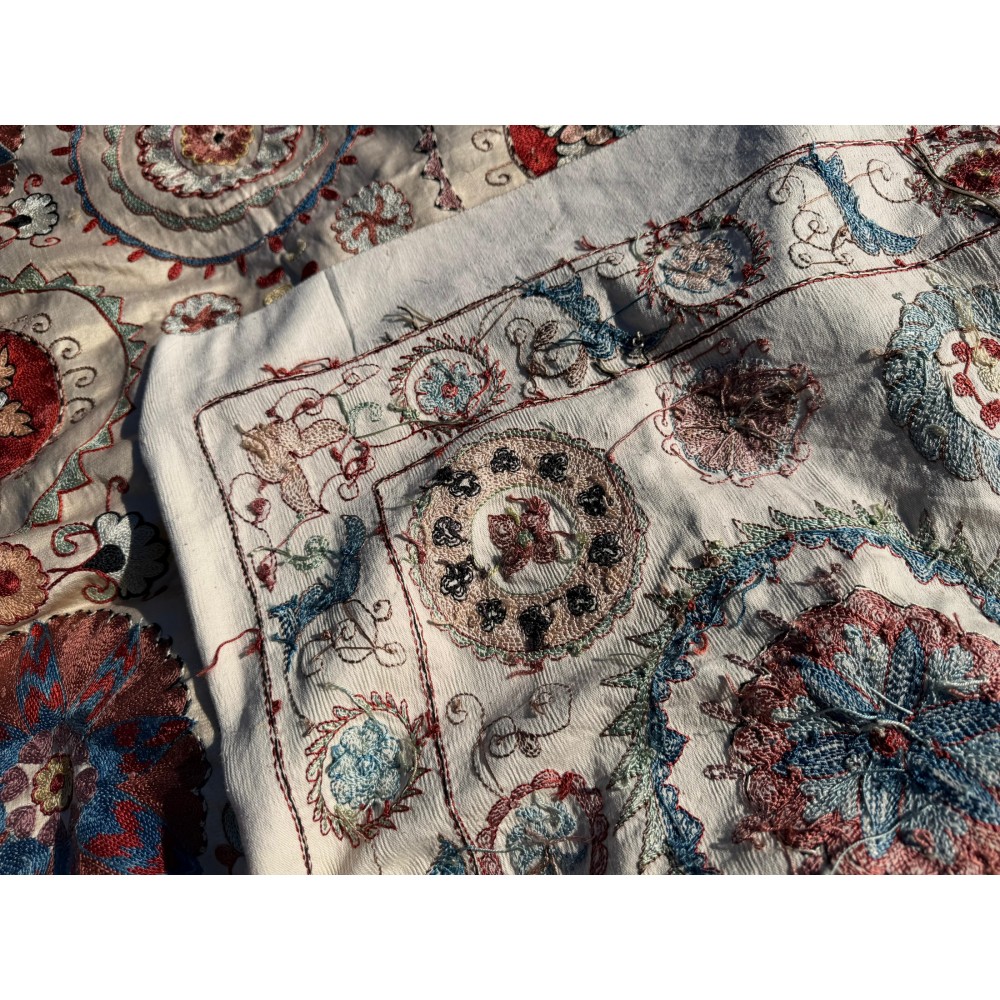 Silk Embroidery Bedspread, Traditional Wall Hanging, Decorative Table Cover, Handmade Throw, Sofa Throw Silk Embroidery Bedspread, Traditional Wall Hanging, Decorative Table Cover, Handmade Throw, Sofa Throw