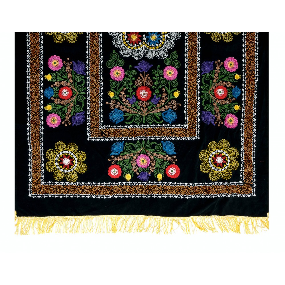 Vintage Silk Hand Embroidery Bed Cover, Central Asian Suzani Wall Hanging
