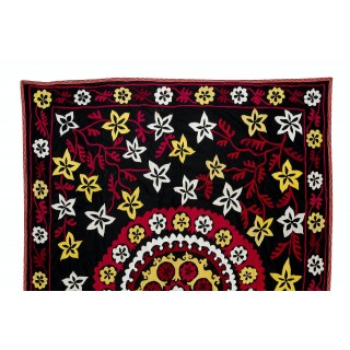Vintage Silk Hand Embroidery Bed Cover. Central Asian Suzani Wall Hanging Vintage Silk Hand Embroidery Bed Cover. Central Asian Suzani Wall Hanging