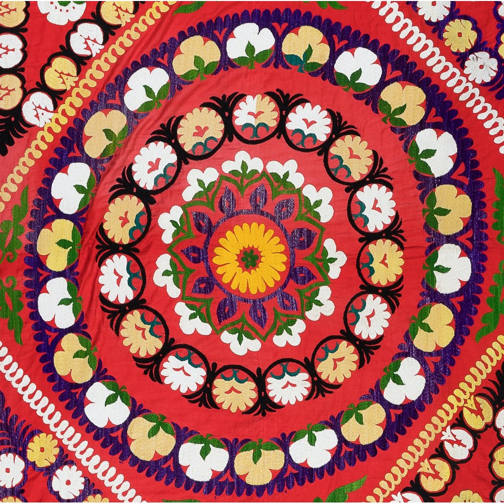 Suzani Embroidery Wall Hanging in Red, Uzbek Silk and Cotton Bed Cover, Vintage Table Cover, Rustic Wall Decor