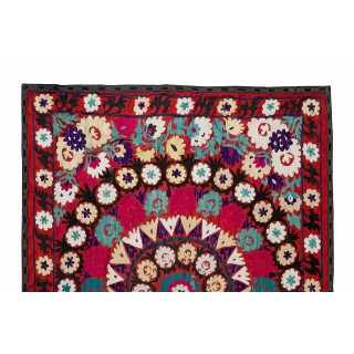 Vintage Silk Hand Embroidery Bed Cover. Central Asian Suzani Wall Hanging Vintage Silk Hand Embroidery Bed Cover. Central Asian Suzani Wall Hanging