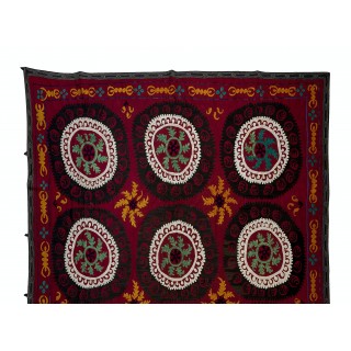 Vintage Silk Hand Embroidery Bed Cover. Central Asian Suzani Wall Hanging Vintage Silk Hand Embroidery Bed Cover. Central Asian Suzani Wall Hanging