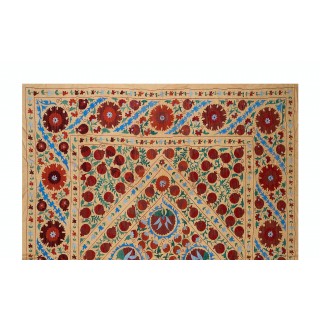 Vintage Silk Hand Embroidery Bed Cover. Suzani Fabric Wall Hanging from Uzbekistan Vintage Silk Hand Embroidery Bed Cover. Suzani Fabric Wall Hanging from Uzbekistan