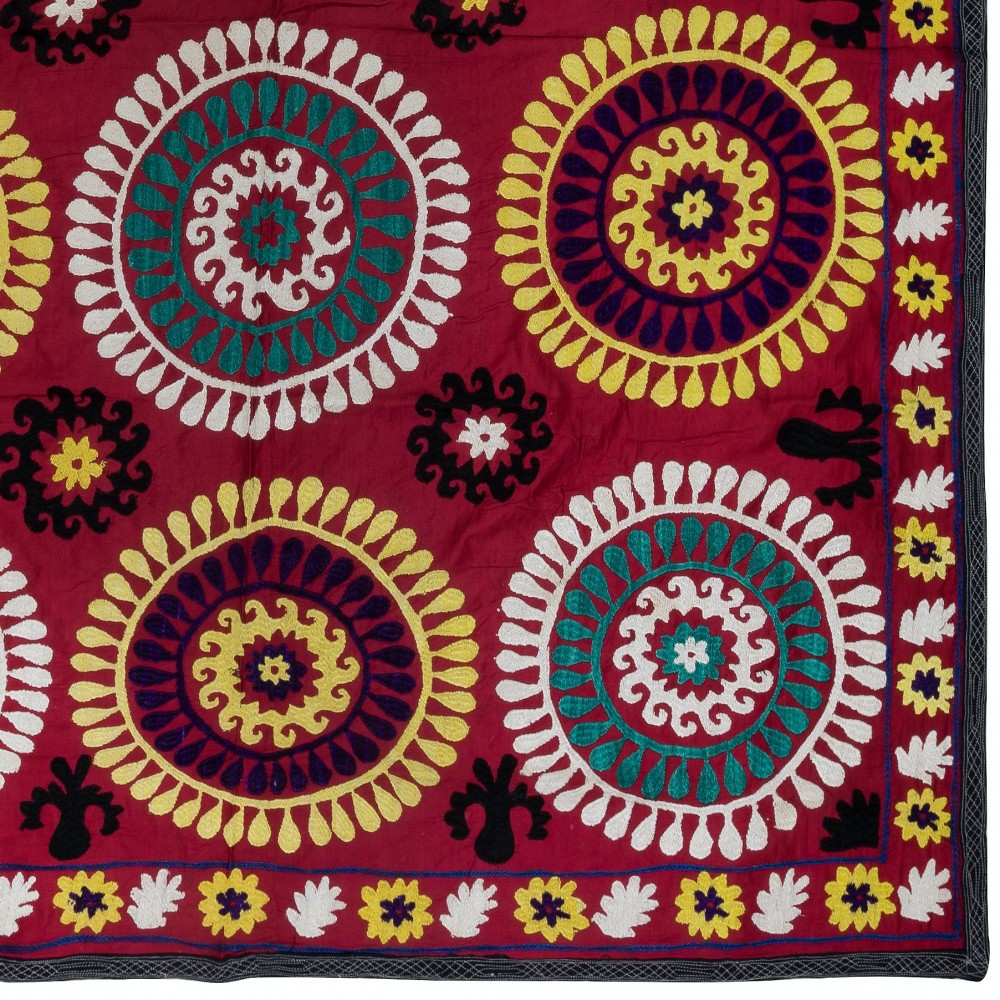 Vintage Silk Embroidery Wall Hanging, Uzbek Suzani Bed Cover, Red Tablecloth, Unique Coloful Throw, Wall Decor Fabric