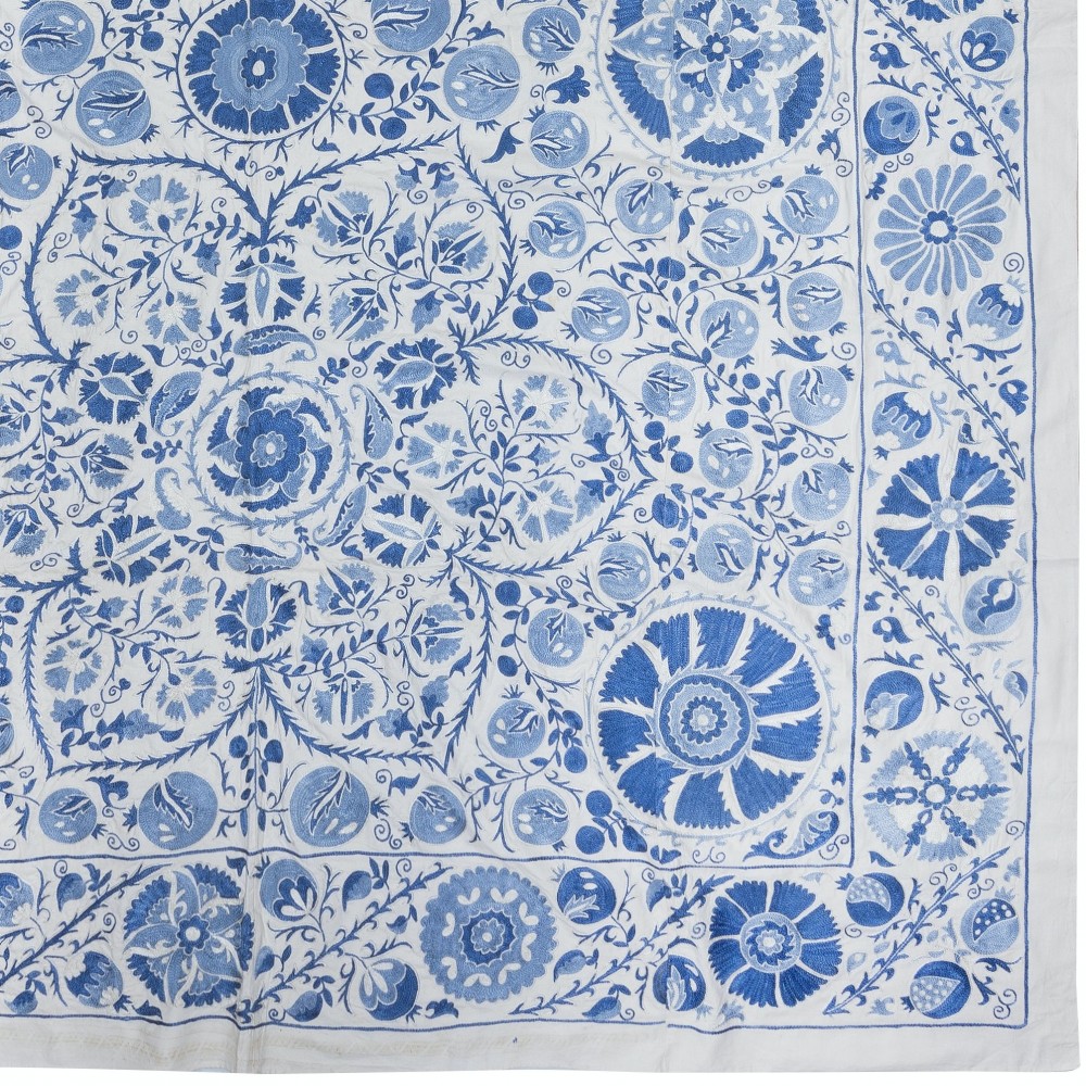 Crochet Suzani Wall Hanging, Silk Embroidery Bed Cover in Cream & Blue, Uzbek Bedding