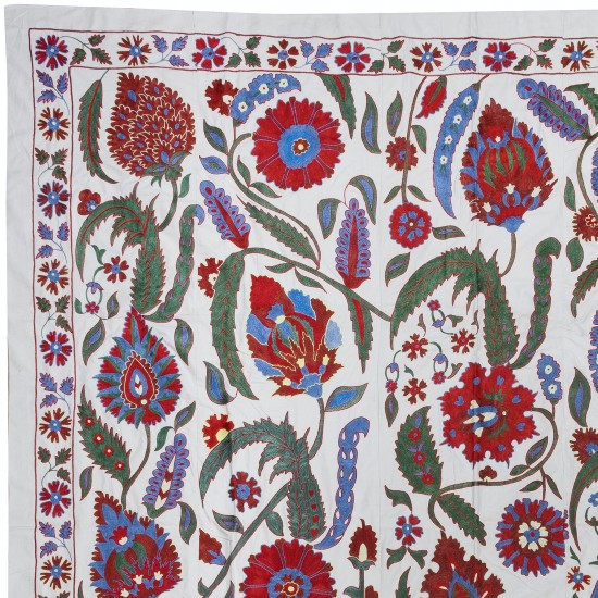 Silk Embroidery Wall Hanging, Croched Bedspread, Boho Wall Decor, Suzani Tablecloth