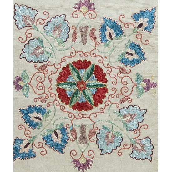 Hand-Made 100% Silk Suzani Cushion Cover, Embroidered Lace Pillow, Uzbek Throw Pillow Hand-Made 100% Silk Suzani Cushion Cover, Embroidered Lace Pillow, Uzbek Throw Pillow