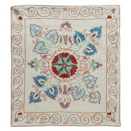 Hand-Made 100% Silk Suzani Cushion Cover, Embroidered Lace Pillow, Uzbek Throw Pillow Hand-Made 100% Silk Suzani Cushion Cover, Embroidered Lace Pillow, Uzbek Throw Pillow