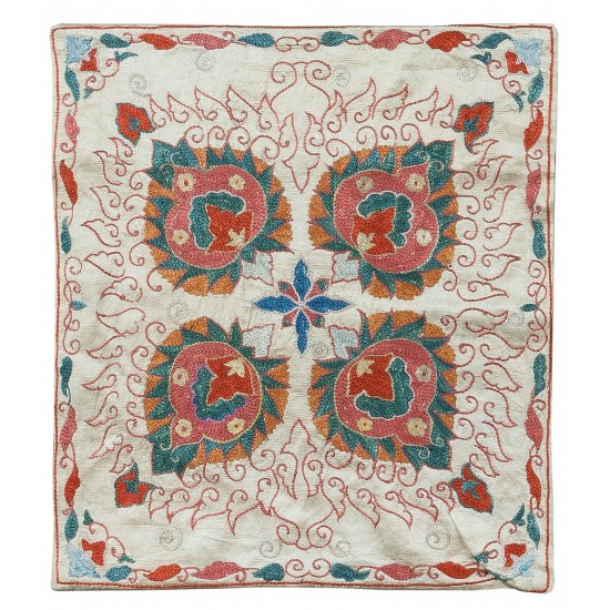 Decorative Handmade 100% Silk Suzani Cushion Cover, Embroidered Uzbek Lace Pillow Decorative Handmade 100% Silk Suzani Cushion Cover, Embroidered Uzbek Lace Pillow