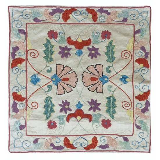 Decorative Handmade 100% Silk Suzani Cushion Cover, Embroidered Uzbek Lace Pillow Decorative Handmade 100% Silk Suzani Cushion Cover, Embroidered Uzbek Lace Pillow