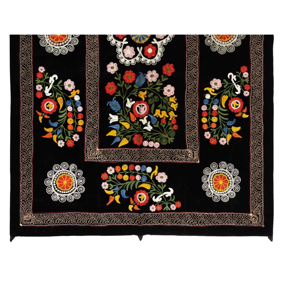 Vintage Silk Embroidered Suzani Bed Cover from Uzbekistan