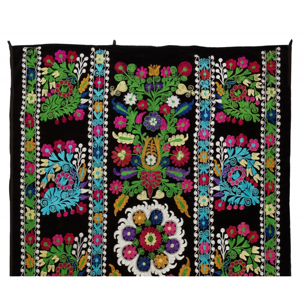Vintage Silk Embroidered Suzani Bed Cover from Uzbekistan