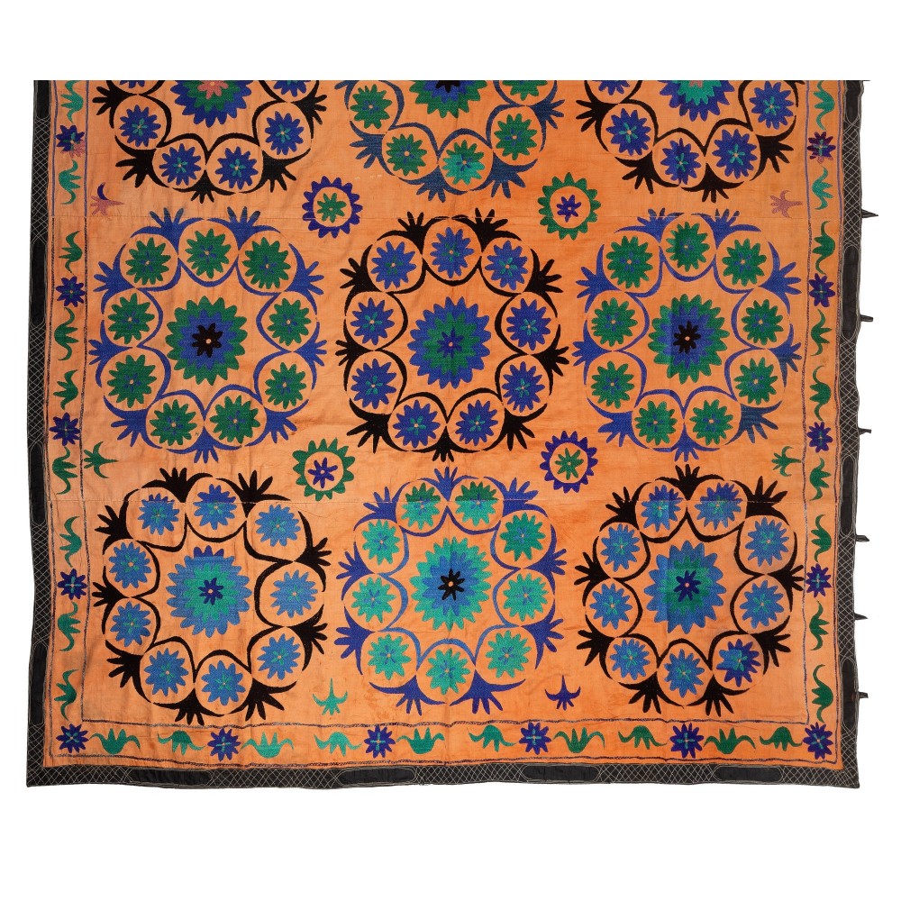 Vintage Floral Patterned Silk Embroidered Suzani Bed Cover from Uzbekistan