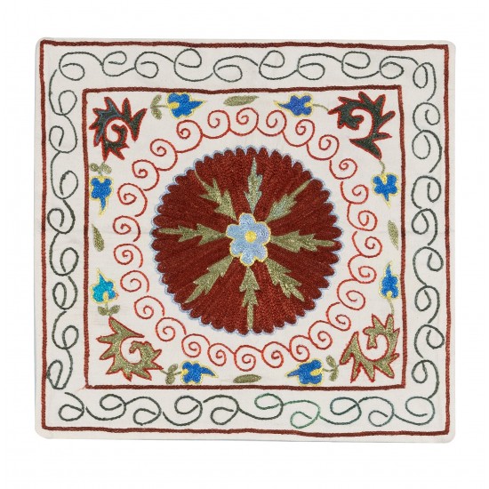 Decorative Silk Embroidered Suzani Cushion Cover from Uzbekistan Decorative Silk Embroidered Suzani Cushion Cover from Uzbekistan