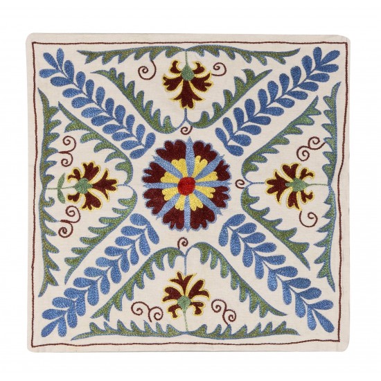 Decorative Silk Embroidered Suzani Cushion Cover from Uzbekistan Decorative Silk Embroidered Suzani Cushion Cover from Uzbekistan