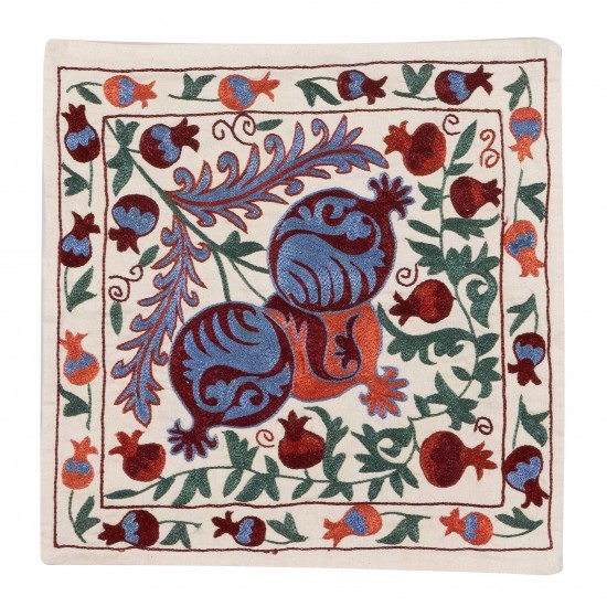 Handmade Elegant Silk Embroidered Suzani Cushion Cover from Uzbekistan Handmade Elegant Silk Embroidered Suzani Cushion Cover from Uzbekistan