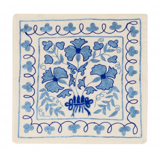 Decorative Silk Embroidered Suzani Cushion Cover from Uzbekistan Decorative Silk Embroidered Suzani Cushion Cover from Uzbekistan