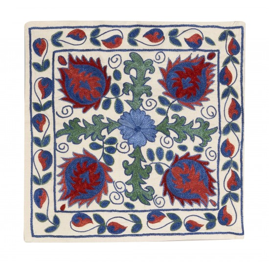 Decorative Silk Embroidered Suzani Cushion Cover from Uzbekistan Decorative Silk Embroidered Suzani Cushion Cover from Uzbekistan