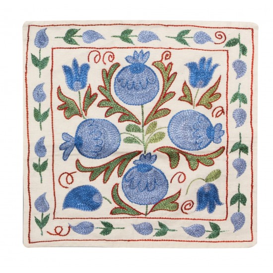 Decorative Silk Embroidered Suzani Cushion Cover from Uzbekistan Decorative Silk Embroidered Suzani Cushion Cover from Uzbekistan